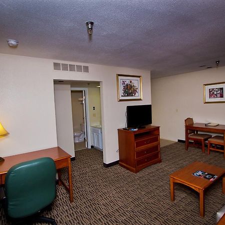 Suburban Extended Stay Hotel Omaha Ruang foto